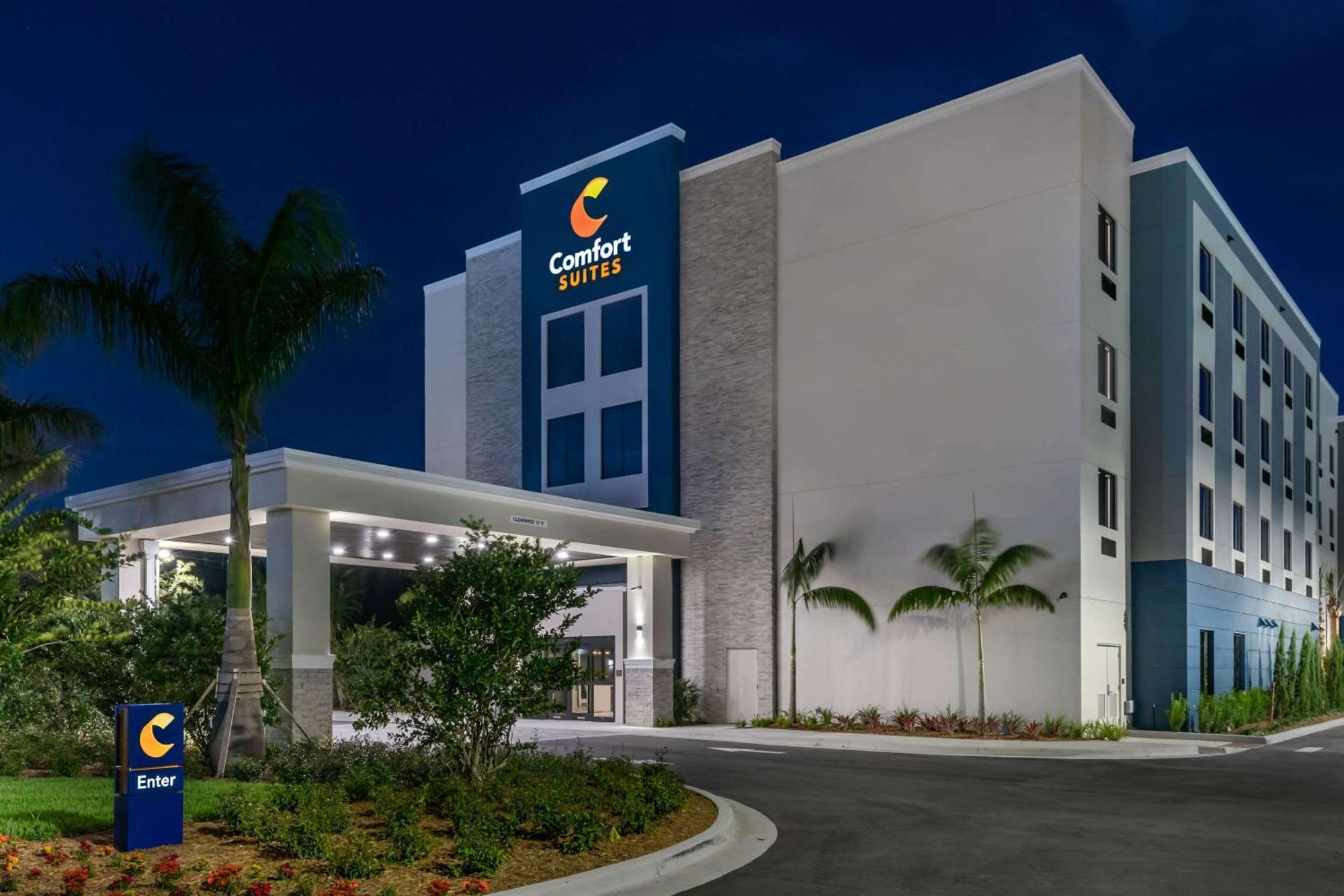 Comfort Suites Stuart-Hutchinson Island Екстер'єр фото