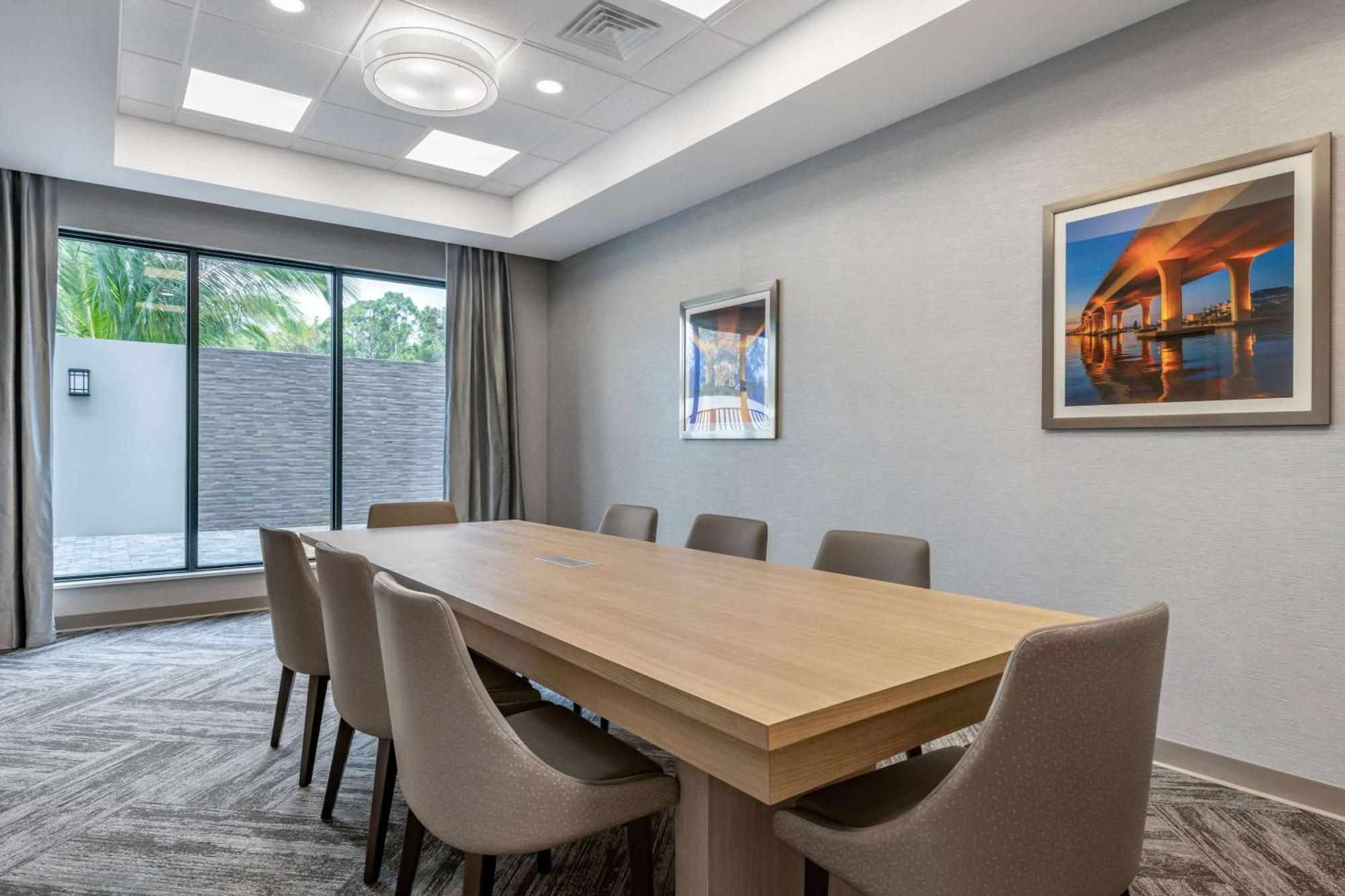 Comfort Suites Stuart-Hutchinson Island Екстер'єр фото