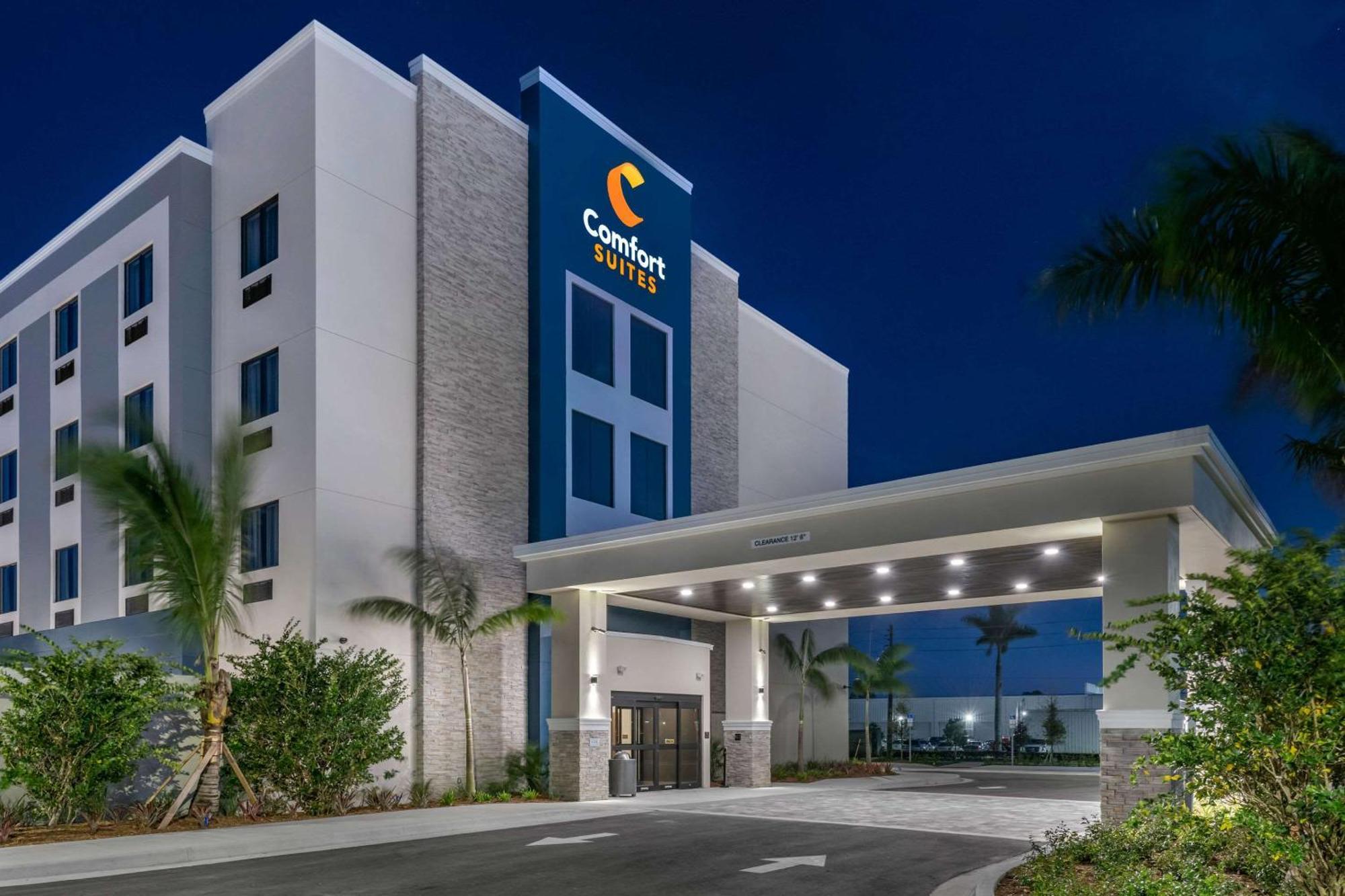 Comfort Suites Stuart-Hutchinson Island Екстер'єр фото